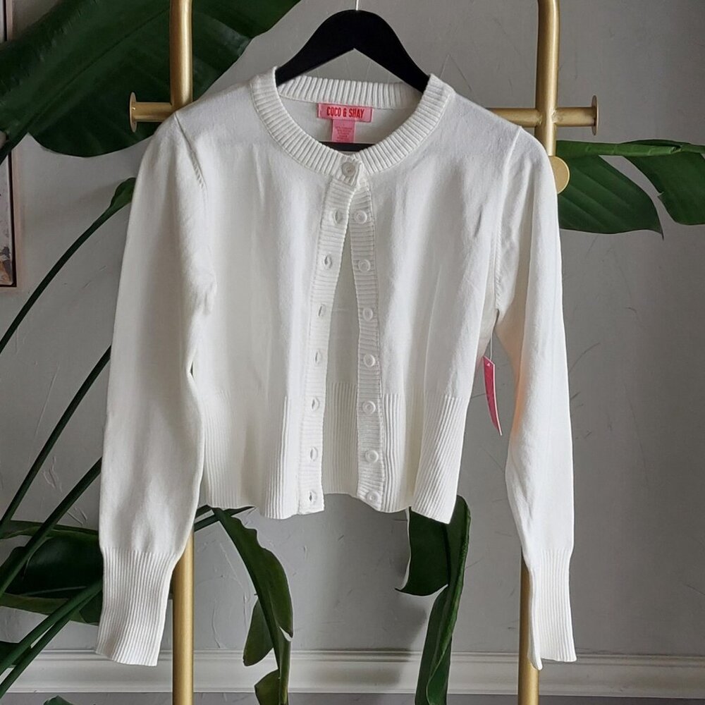 Coco & Shay Women's Cropped Cardigan